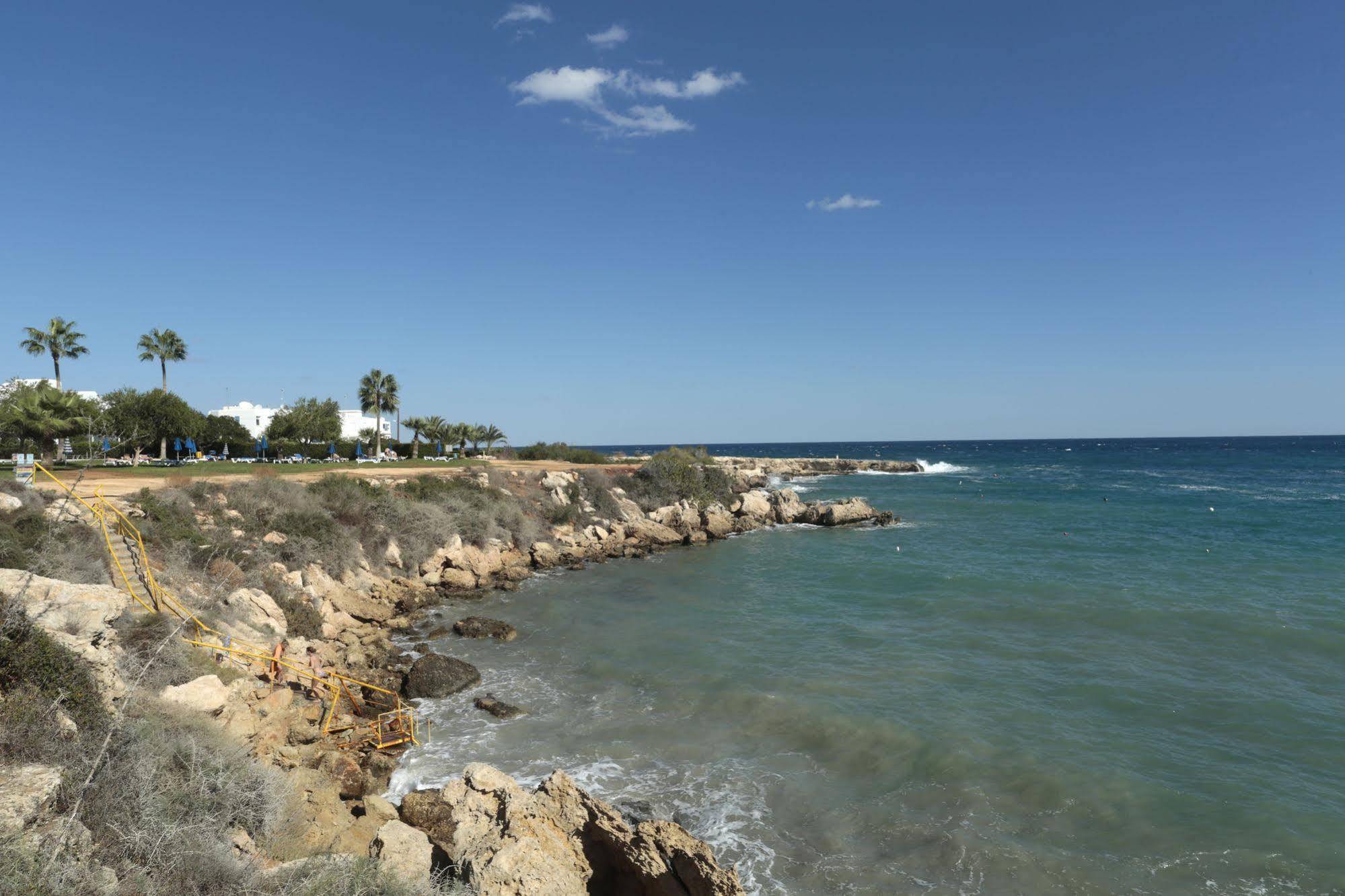 Coralli Spa Resort And Residence Протарас Екстериор снимка